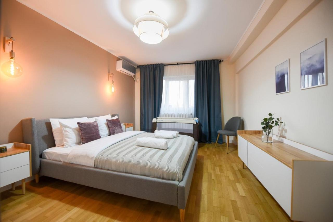 The Dream Apartment - Near Radisson Hotel Bucarest Extérieur photo