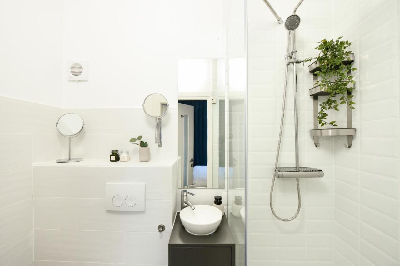The Dream Apartment - Near Radisson Hotel Bucarest Extérieur photo