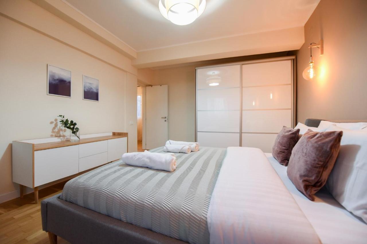 The Dream Apartment - Near Radisson Hotel Bucarest Extérieur photo