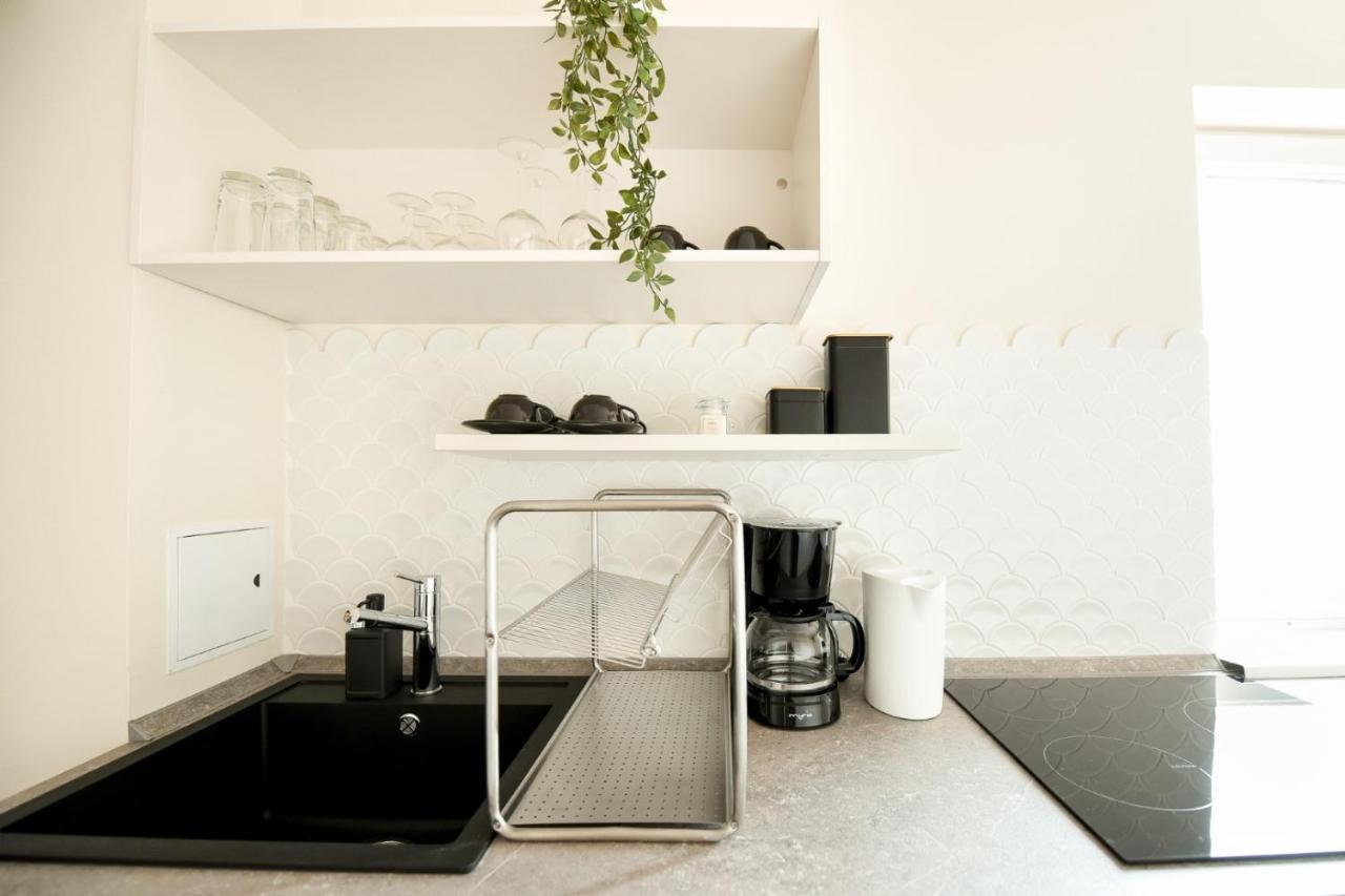 The Dream Apartment - Near Radisson Hotel Bucarest Extérieur photo