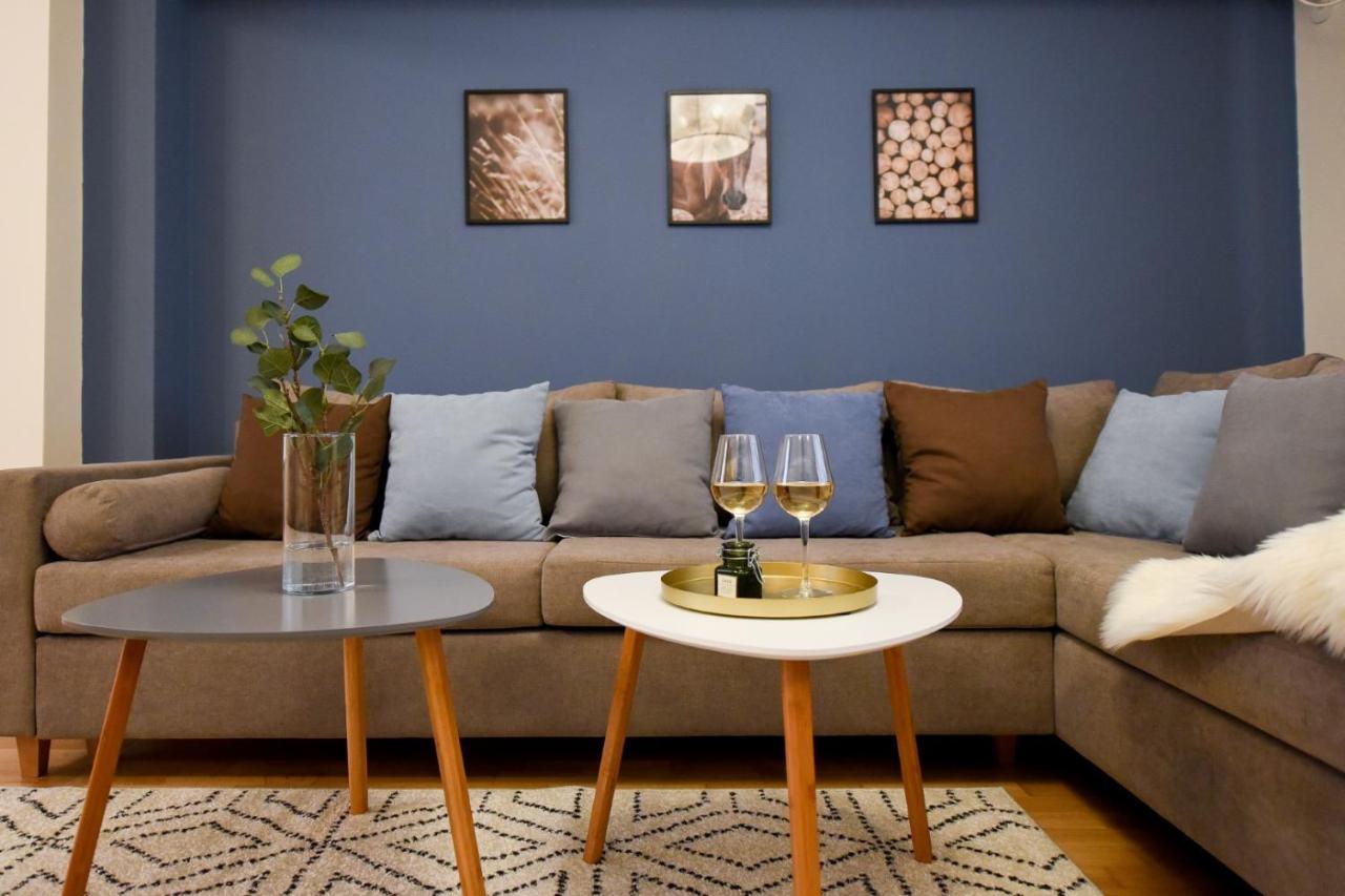 The Dream Apartment - Near Radisson Hotel Bucarest Extérieur photo